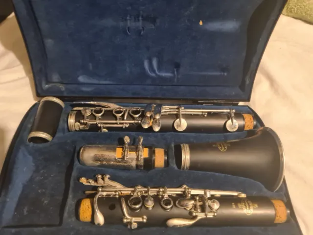 Buffet Crampon B12 Bb Clarinet with Case