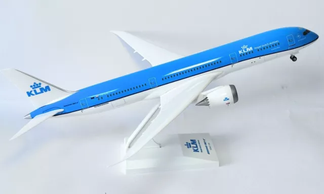 KLM Boeing 787-9 PH-BHD Skymarks Resin Model With Gear 1:200 Scale - SKR945