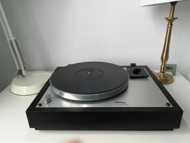 Thorens TD 160 Super Turntable