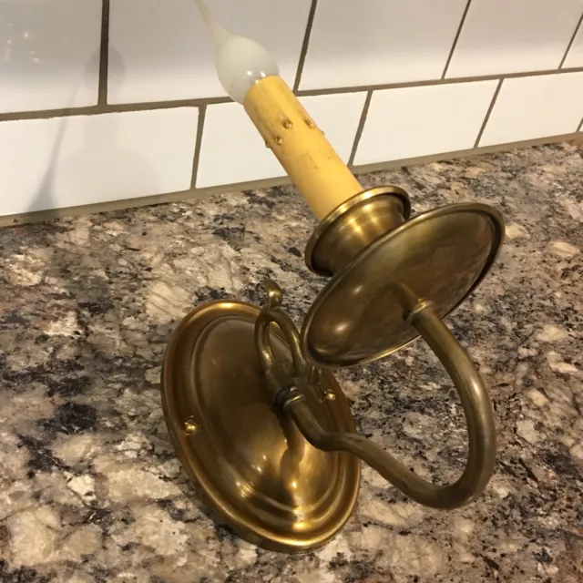 Vintage Colonial Style Single Brass Sconce 15B