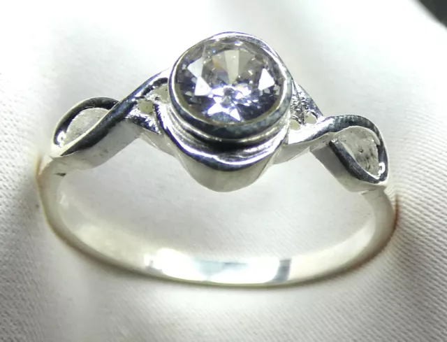 Ring 925 Sterling Silber Gr 18,4 (58) mit rundem, facettiertem Bergkristall NEU