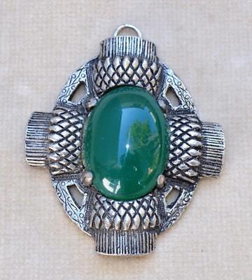Cardo Vintage Pewtertone Disegno Celtico Verde Pietra Ovale Cardo Forma Ciondolo 