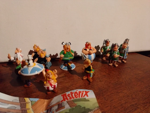 Lot 5 Figurines Kinder Astérix Vintage - Anciennes, Montables, Collection Années 90