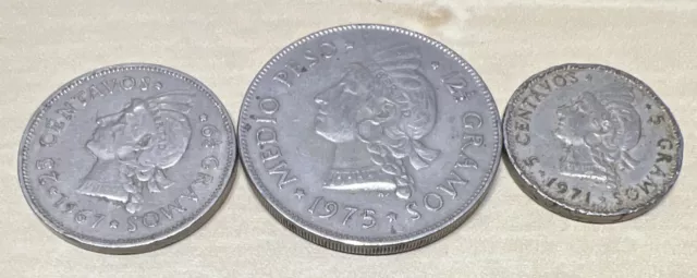 1967 Republica Dominicana 25 Centavos + 1971 5 C And 1975medio Peso Coin Lot