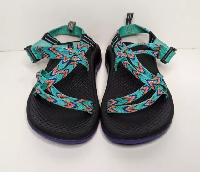 Girls size 2 chacos hotsell