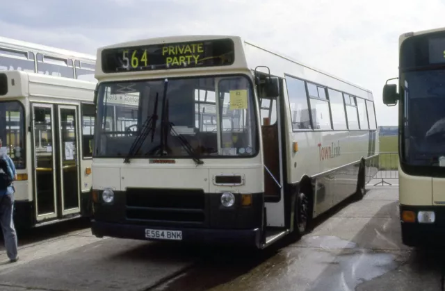 TOWNLINK e564bnk duxford 9-97 6x4 Quality London Bus Photo