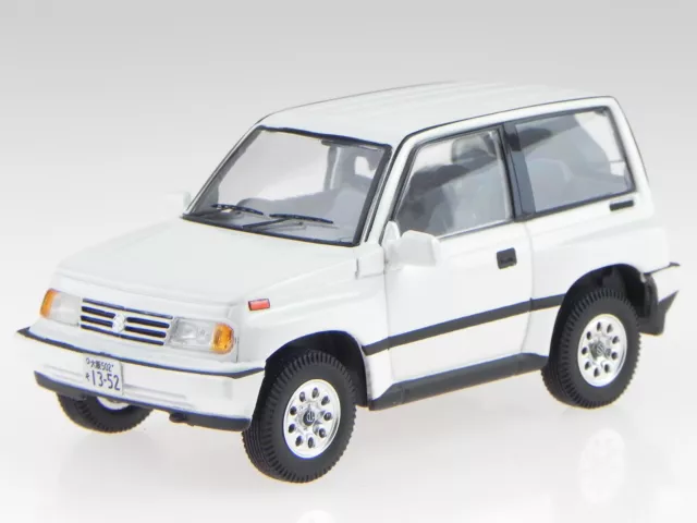 Suzuki Escudo = Vitara 1992 blanc vehicule miniature PRD327 PremiumX 1:43