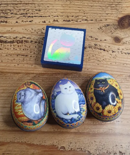 Vintage Miniature Cat Egg Tin Collectables Set Hollographic 1988 Kitten Easter