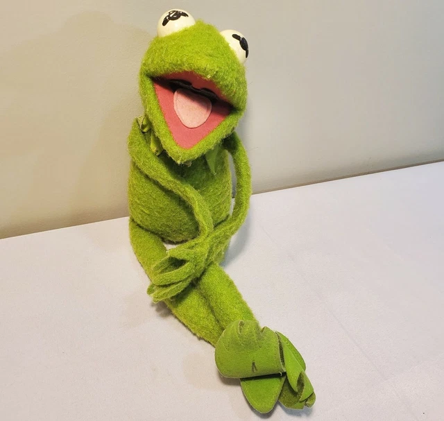 Vintage 1976 Fisher Price #850 KERMIT THE FROG PLUSH Jim Henson Muppet Doll Toy