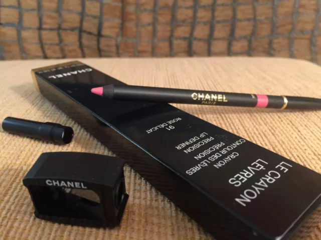 VERY RARE , Sold Out Chanel 91 Rose Delicat Lip Pencil Le Crayon Levres Definer