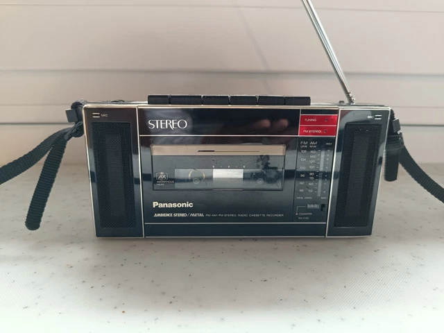 NATIONAL STEREO CASSETTE RECORDER　RX-F40 National RX-F40 Red Radio Cassette Recorder