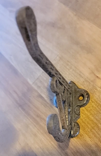 Beautiful Vintage Antique Eastlake Cast Iron Coathook Coat Hook Awesome Patina! 2