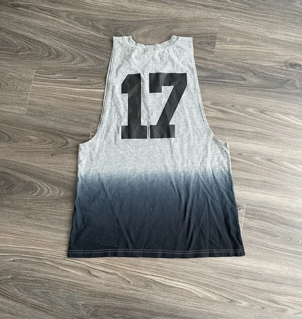 New Forever 21 Ombre Dip Dye Muscle Tee Small Gray Blue #17 T-shirt Tank New Forever 21 Ombre Dip Dye Muscle Tee Small Gray Blue #17 T-shirt Tank