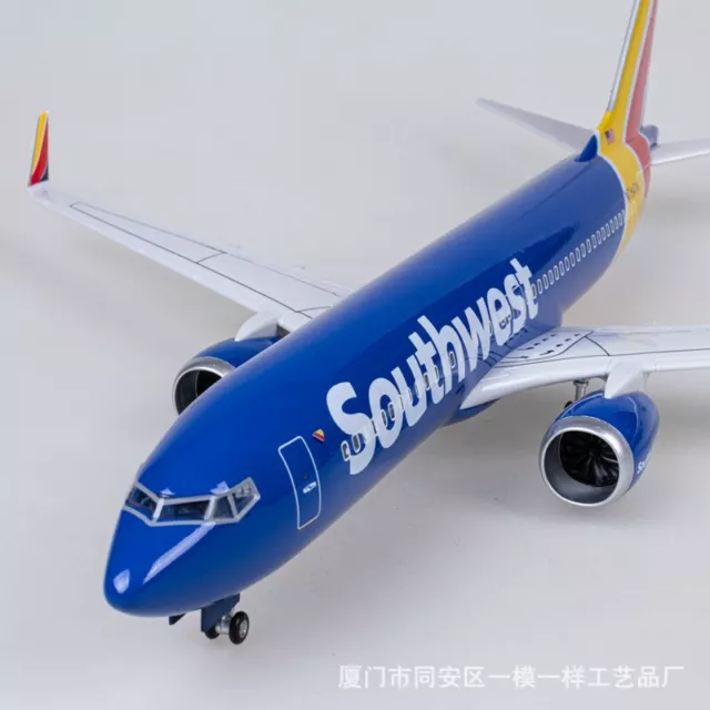 47cm Southwest 1/80 Boeing 737 Resin Passager Plane Collection with Voice &Light