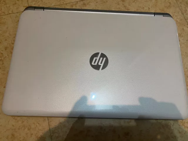 pc portable hp Pavilion 15-n037sf 2