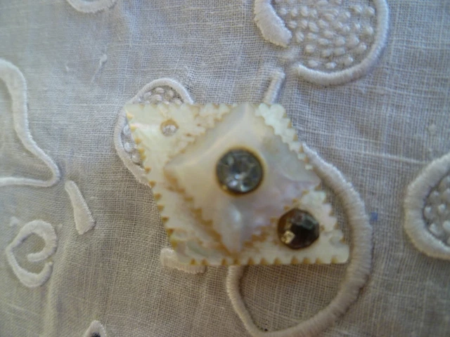 ANCIEN BOUTON 1ER Empire du 22éme de Ligne,Dm: 20mm, Bon état. EUR 3,50