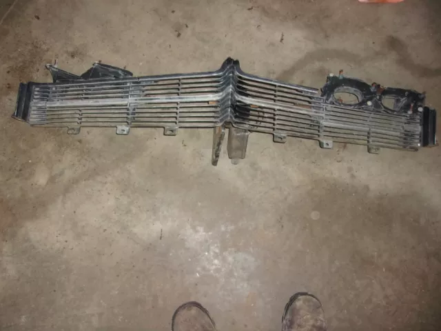1966-67 Buick Riviera grille, hidden headlights, complete, VG original condition