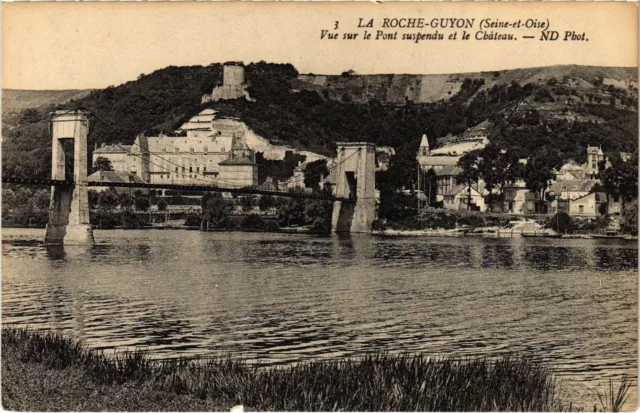 CPA La Roche Guyon vue sur le Pont suspendu et le Chateau (1319451)