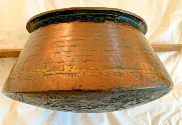 https://www.picclickimg.com/3NkAAOSwgnJfkEE9/Antique-Hand-Forged-Copper-Cooking-Pot-Large-Piece-43.webp