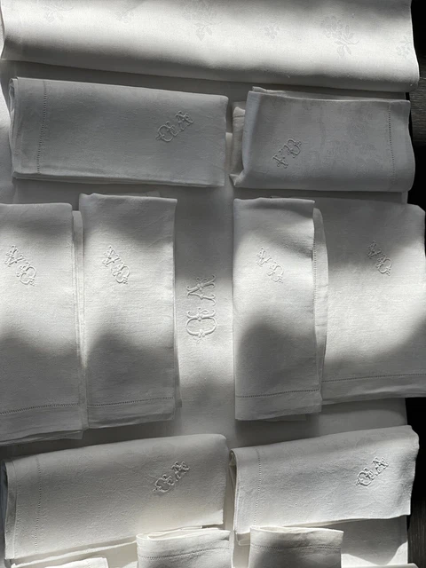 Service de Table ancien, Lin , Nappe 200x170 11 Serv 80x70, Monogramme VD  NSL10