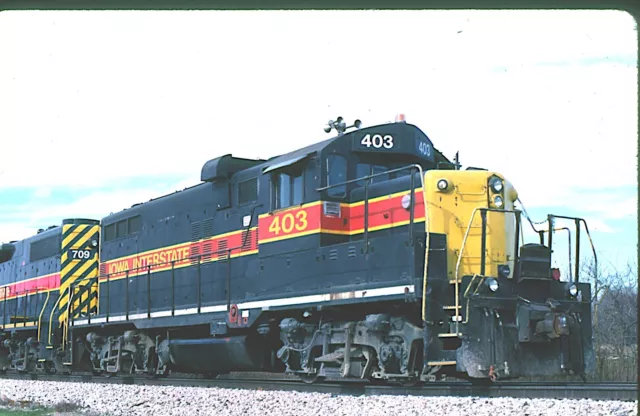 IAIS 403 GP-10, Homestead, IA, 10/04; Kodachrome Original