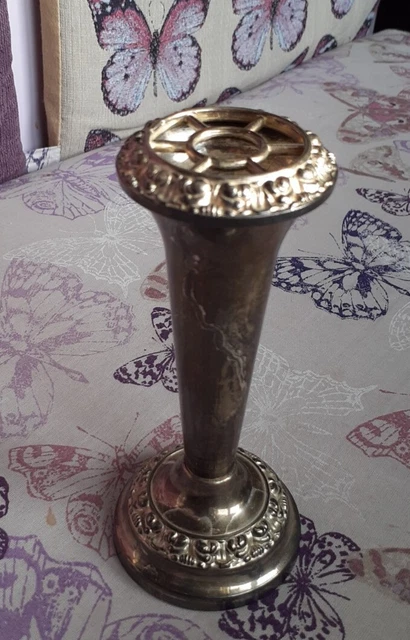 VINTAGE IANTHE SILVER PLATED POSY/BUD VASE FLOWER FROG 5.5 inch tall 2 inch dia