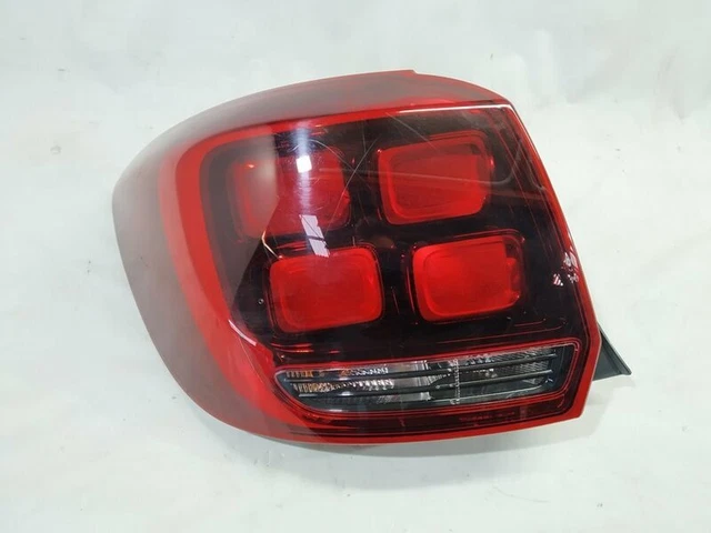 Fanale Posteriore Sinistro Per Dacia Dokker 2012 – Rosso, Vetro, Senza Portalampada, Sostituzione Facile
