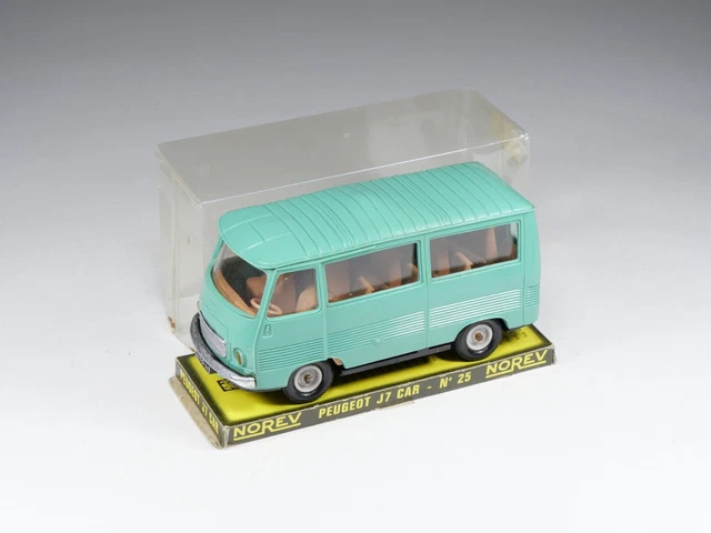 NOREV 3 INCHES Peugeot concept car Rc Hybride Neuf en boite. Echelle 1