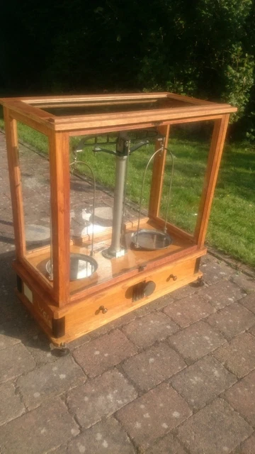 GROSSE SARTORIUS FEINWAAGE 67x65x34cm APOTHEKERWAAGE WAAGE