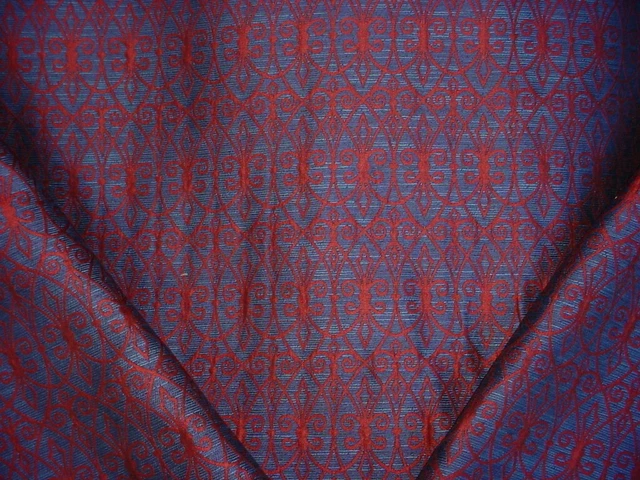 20-5/8Y Lee Jofa Burgundy / Navy Scroll Jacquard Drapery Upholstery Fabric