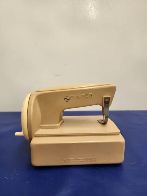 Vintage Mini SINGER sewing machine Sewing Machine by SINGER CO.