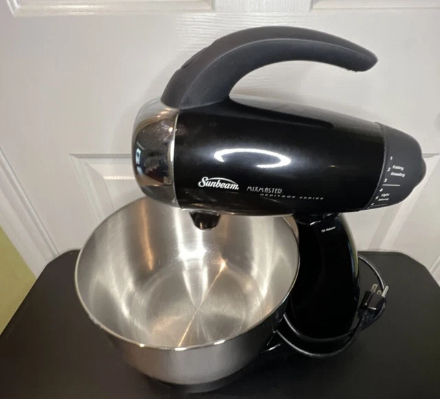 SUNBEAM HERITAGE SERIES Mixmaster Stand Mixer 12 Speed 1 Steel Bowl