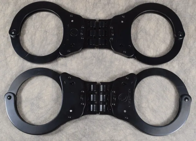 2 Vipertek Black Hinged Handcuffs, Excellent Condition, Real Cuffs, but no Keys