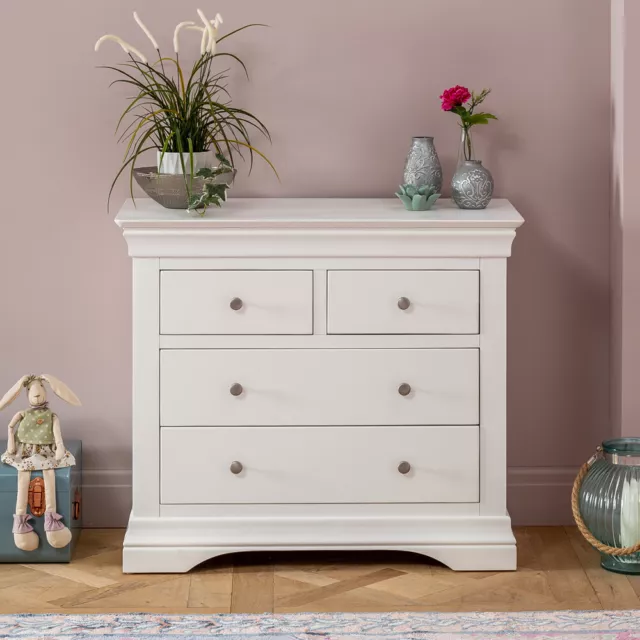 Wilmslow White Painted 2 over 2 Drawer Chest - Small Low 4 Drawers - WLM09