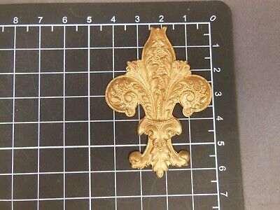 Large Ornate Fleur De Lis Brass stamping jewelry finding (osb0074)