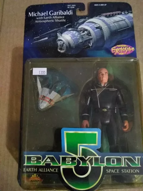 BABYLON 5 Earth Alliance Exclusive 1997 Michael Garibaldi Figure w/ Shuttle