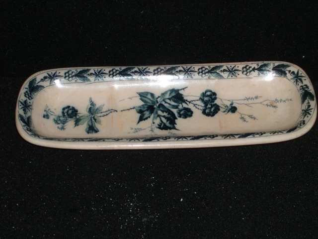 Vintage VILLEROY & BOCH RUBUS METTLACH GESCHUTZT Blackberry Rectangle Dish