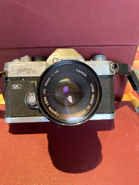 Canon Ftb Ql Noir + OLYMPUS 3 +Voigtländer + ACCESSOIRES