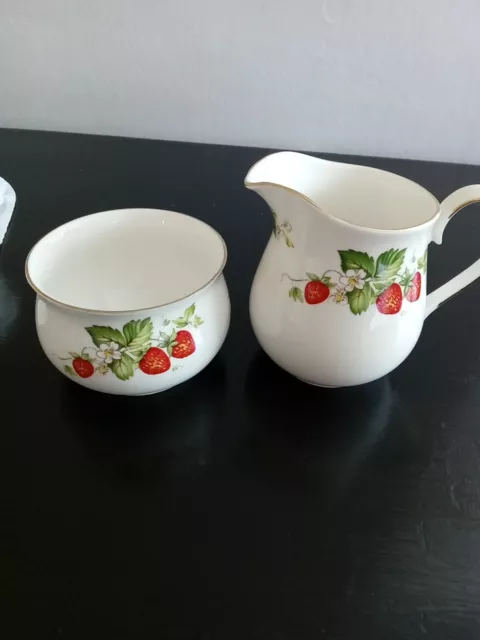 Queen's Virginia Strawberry Milk Jug & Sugar Bowl Fine Bone China