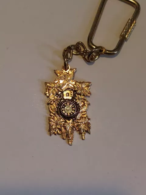 Vintage Black Forest Schwarzwald Cuckoo Clock Gold Tone Metal & Enamel Keychain