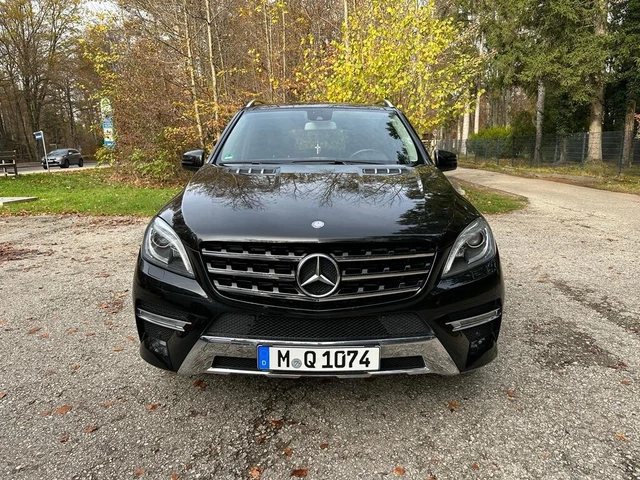 Mercedes-Benz ML 350 BlueTec 4MATIC-AMG