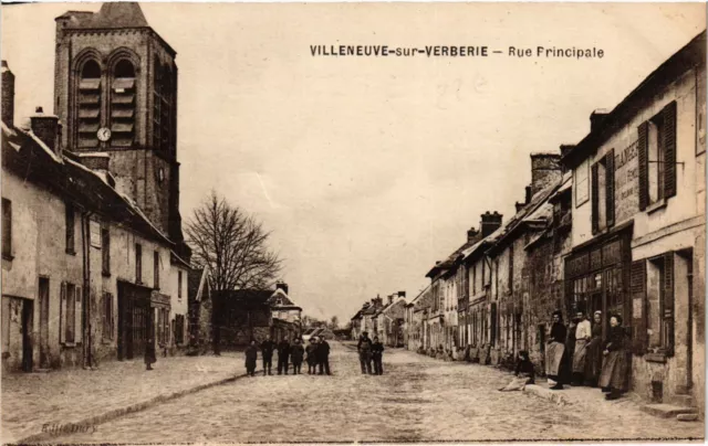 CPA VILLENEUVE-sur-VERBERIE - Rue Principale (259629)