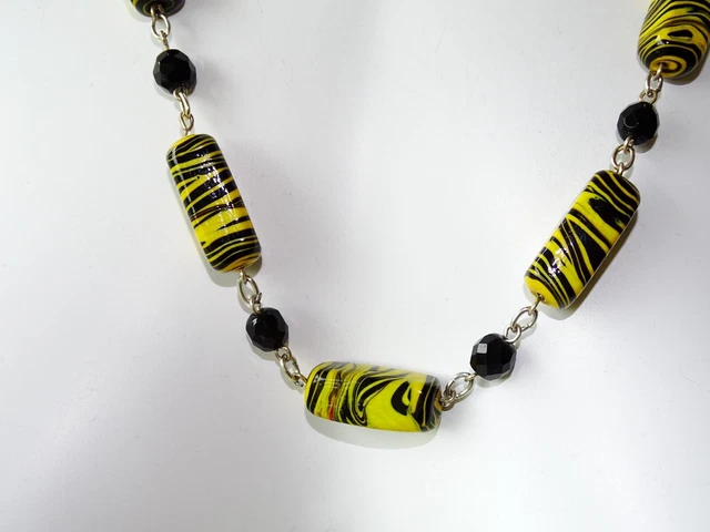 Collier Ancien En Pâte De Verre Murano - Occasion En Très Bon état