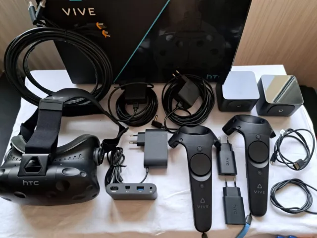 🎁🎀 HTC Vive Komplettset mit Basisstationen🎁🎀 Vom Händler mit Rechnung 🎁🎀