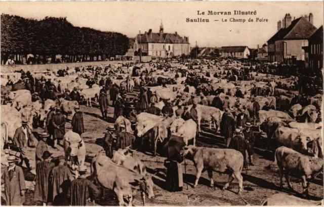 CPA Saulieu Le Champ de Foire FRANCE (1375344)