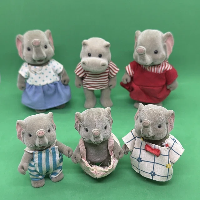 LOT LES PETITS malins Maple Town BANDAI figurines vintage 1986 Toei Sylvanian EUR 75,00 - FR
