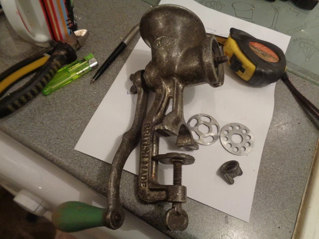 Vintage spong 90 mincer