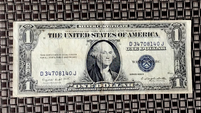 1935 G One Dollar Blue Seal Silver Certificate Bank Note