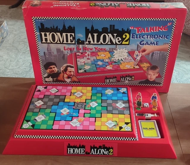 RARE HOME ALONE 2 Lost in New York Electronic Talking Board Game