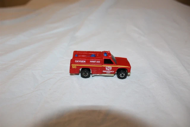 Vintage 1972 Hot Wheels Emergency Unit Fire Truck / First Aid #50 Hong Kong